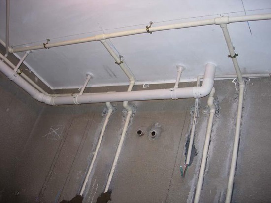 浙江墙内水管漏水原因_吊顶漏水的原因和处理方法